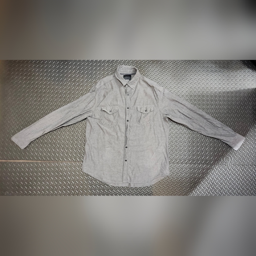 Urban Heritage Button Down
